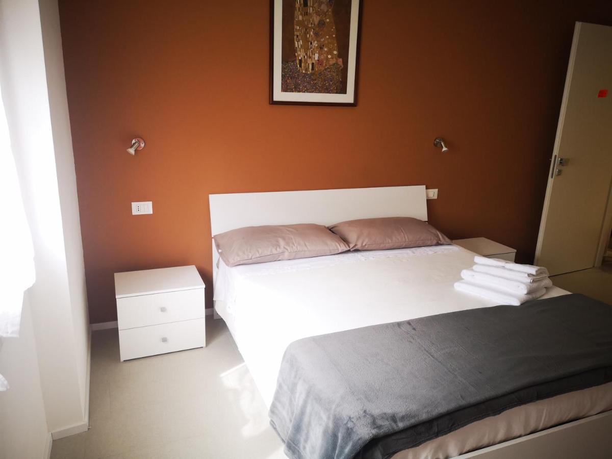 Il Giardino Di Anna - Charming Rooms In Cagliari Extérieur photo