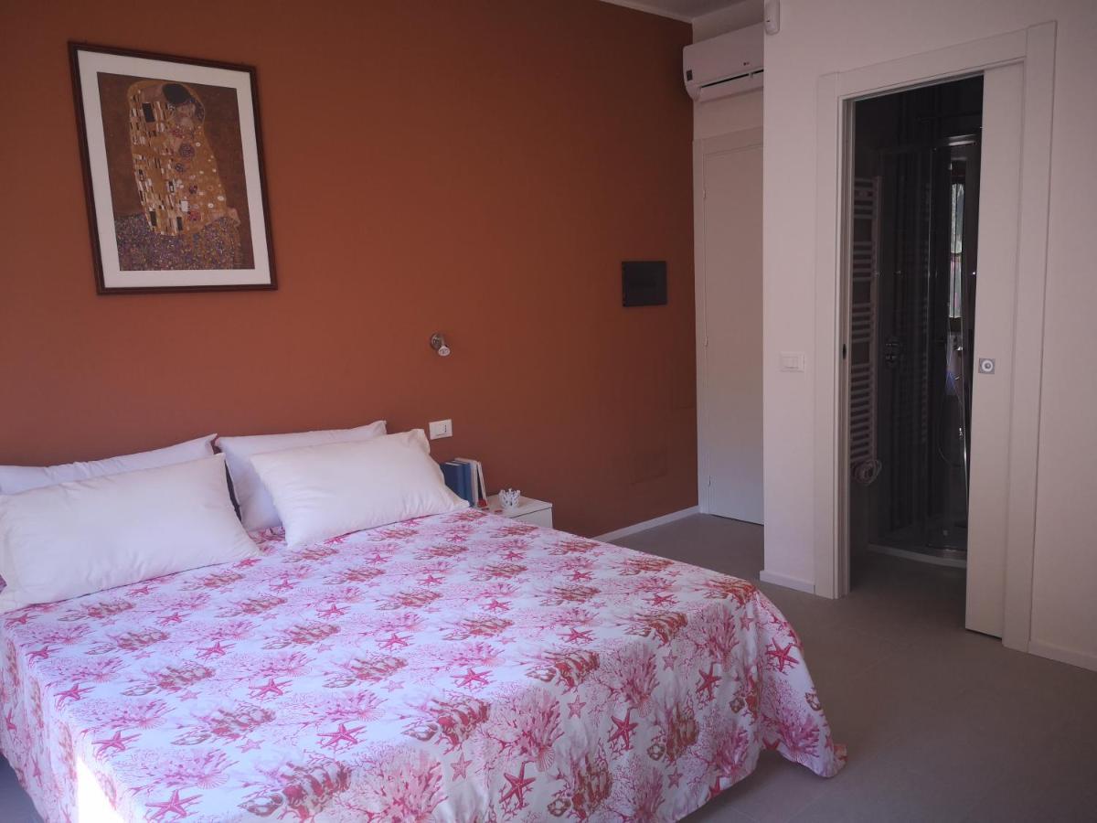 Il Giardino Di Anna - Charming Rooms In Cagliari Extérieur photo
