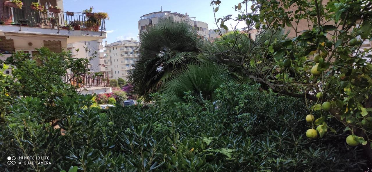 Il Giardino Di Anna - Charming Rooms In Cagliari Extérieur photo
