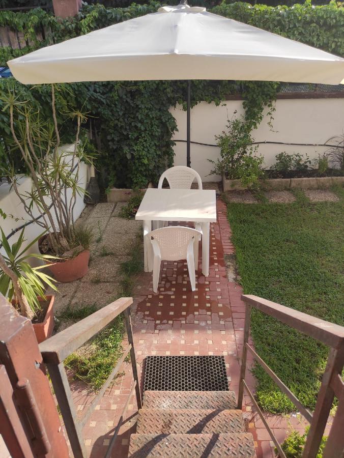 Il Giardino Di Anna - Charming Rooms In Cagliari Extérieur photo